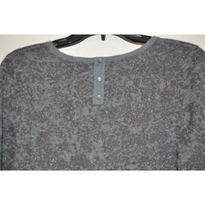 Simply Vera Vera Wang Gray Lurex Metallic Knit Sweater PM Long Sleeve  Brand